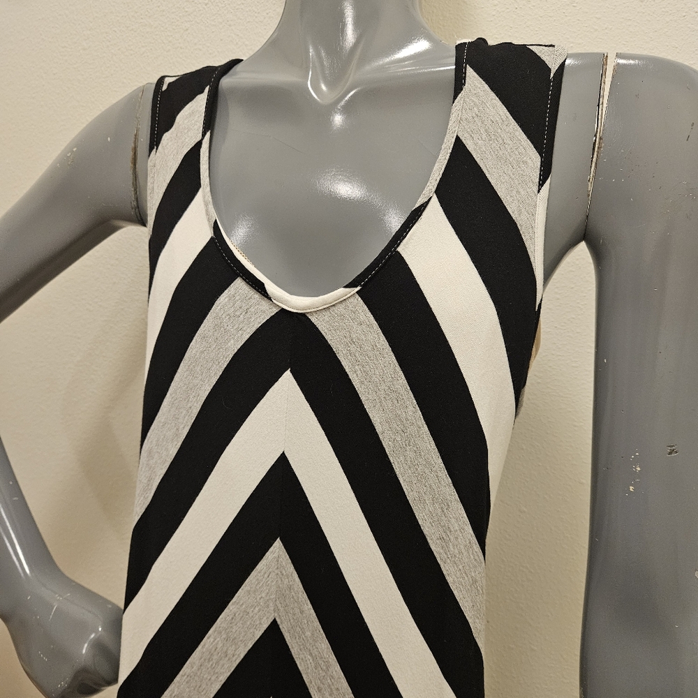 Chico's size 1 Hi-low Maxi Dress - Picture 5 of 7